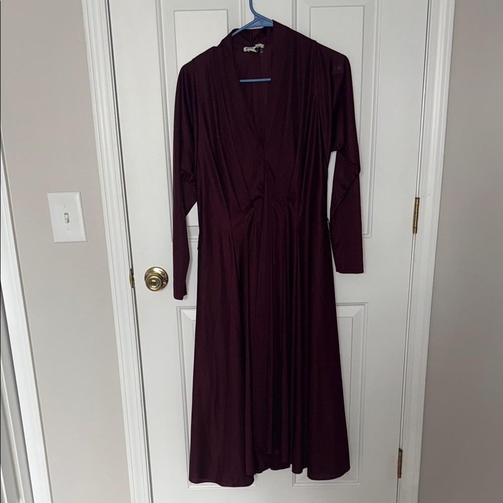 Vintage 1970's Ayres by E. Eysen Elegant Burgundy Long Sleeve Wrap Dress